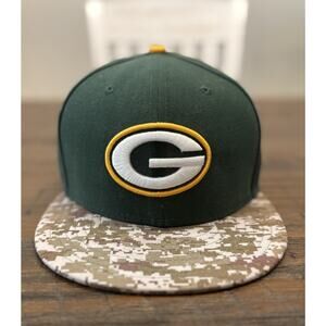 Green Bay Packers New Era 59Fifty Fitted Hat Size 8 Camo Brim Salute to Service